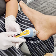Low level laser therapy for acute foot pain at Cockburn Podiatry
